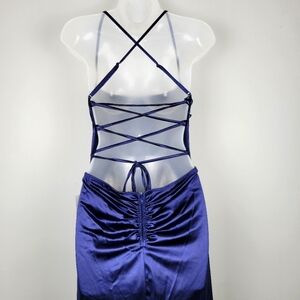 $50 NWT Long Satin Mermaid Dress